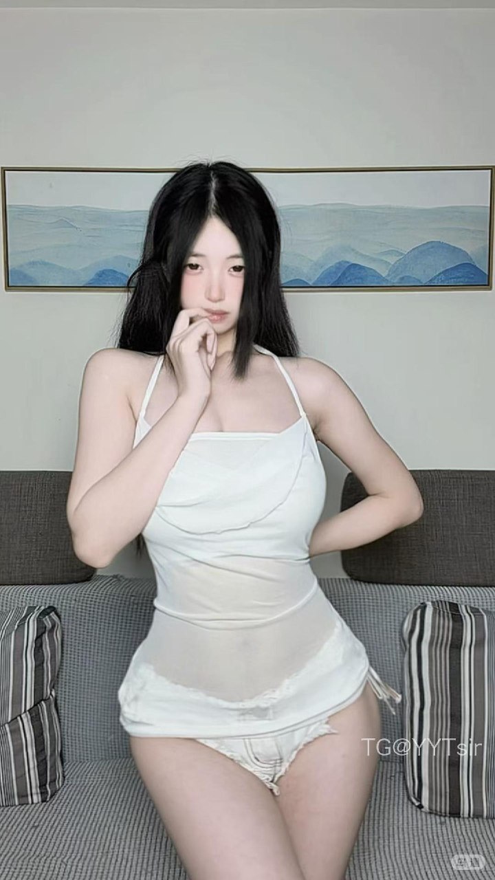 抖音鱼香肉丝岛遇日常:鱼香肉丝是川菜里的经典,这个女孩把酸甜和微辣揉在了一起