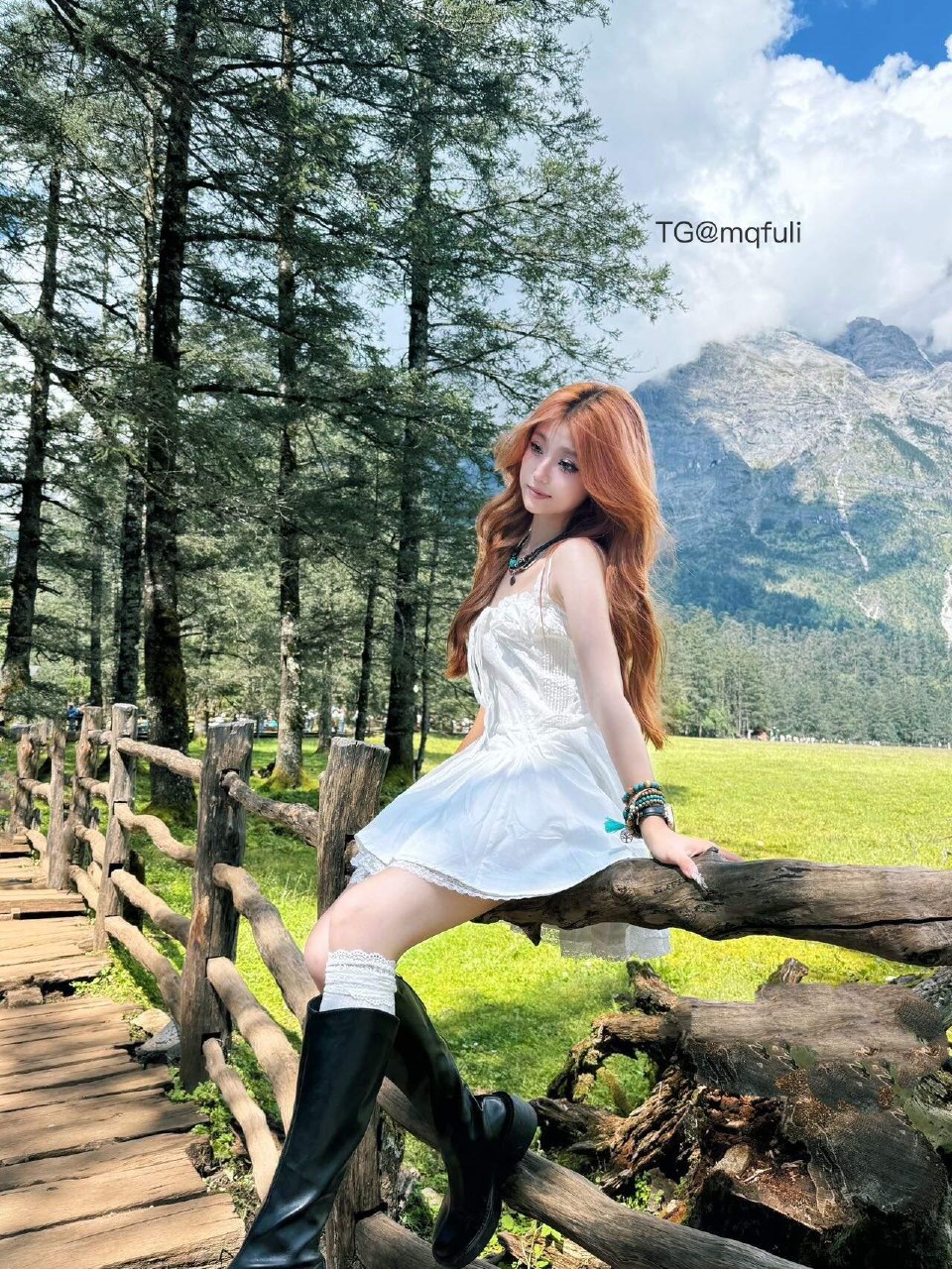 抖音伊南Alicia岛遇日常:伊南是她的中文名,Alicia是她的英文名,这个女孩把东方和西方揉在了一起
