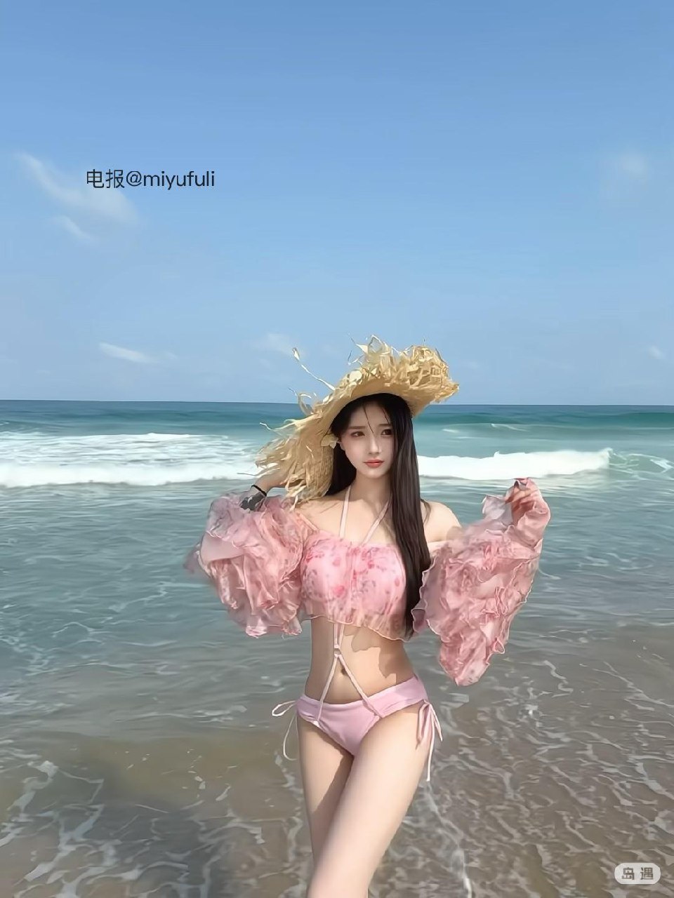 抖音小小叮当岛遇日常:叮当是铃铛的声音,再加一个小字是迷你的可爱,这个女孩把清脆和萌感揉在了一起