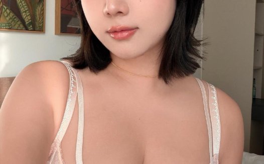 抖音月球造梦家密语空间日常:月球是她的领地,造梦是她的职业,这个女孩把梦幻和创造力揉在了一起